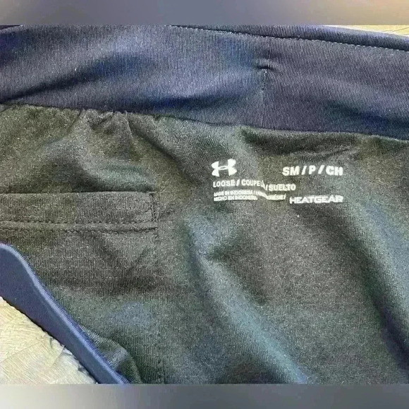 Under Armour Running Shorts Womens size Small - Picture 3 of 3